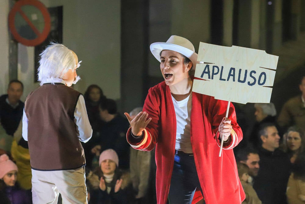  Un total de 21 carrozas formaron la cabalgata en Don Benito. 