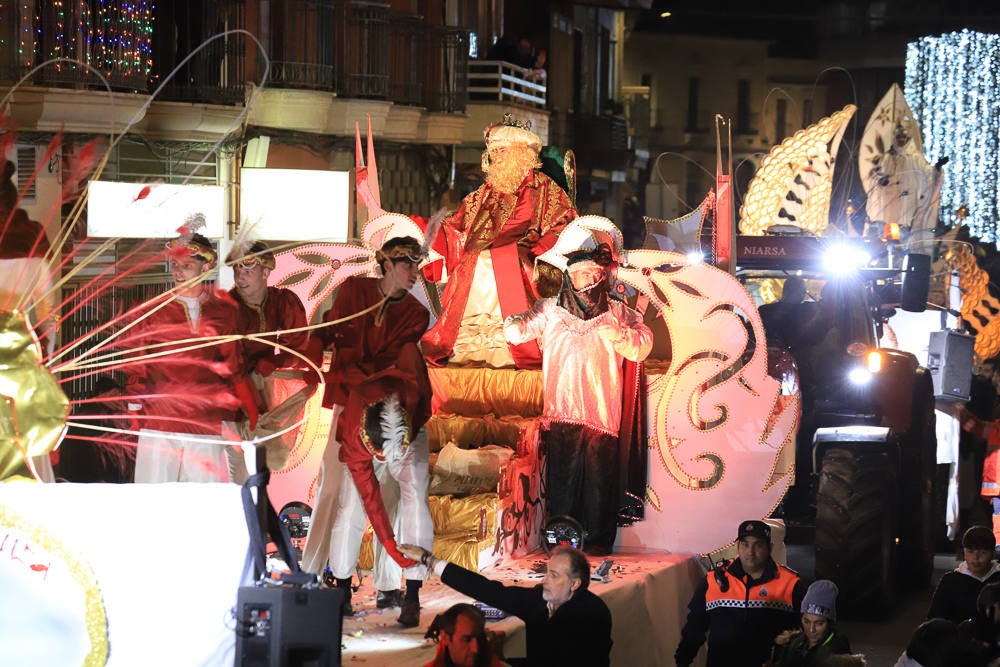  Un total de 21 carrozas formaron la cabalgata en Don Benito. 
