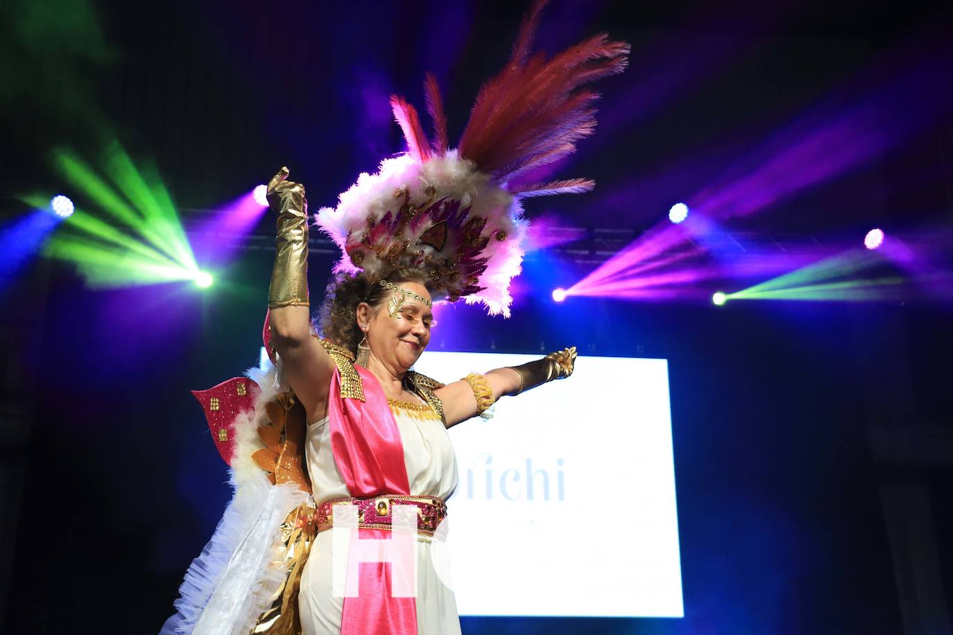 Don Benito arrancó su Carnaval con la gala de Reinas. 