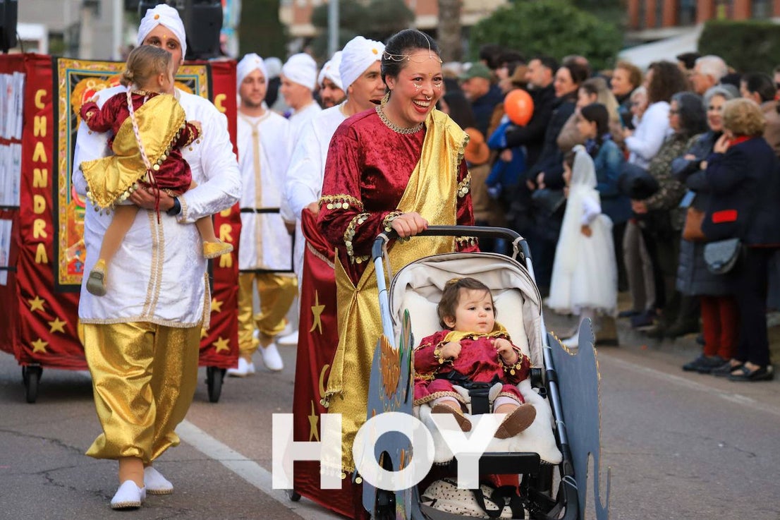 El desfile de este sábado contó con quince agrupaciones con un alto nivel. 