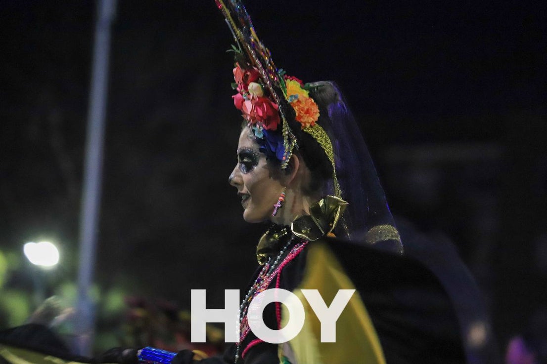 El desfile de este sábado contó con quince agrupaciones con un alto nivel. 