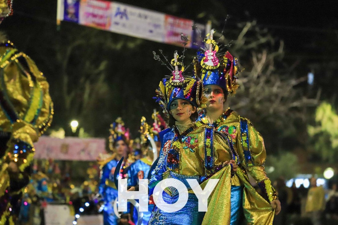 El desfile de este sábado contó con quince agrupaciones con un alto nivel. 