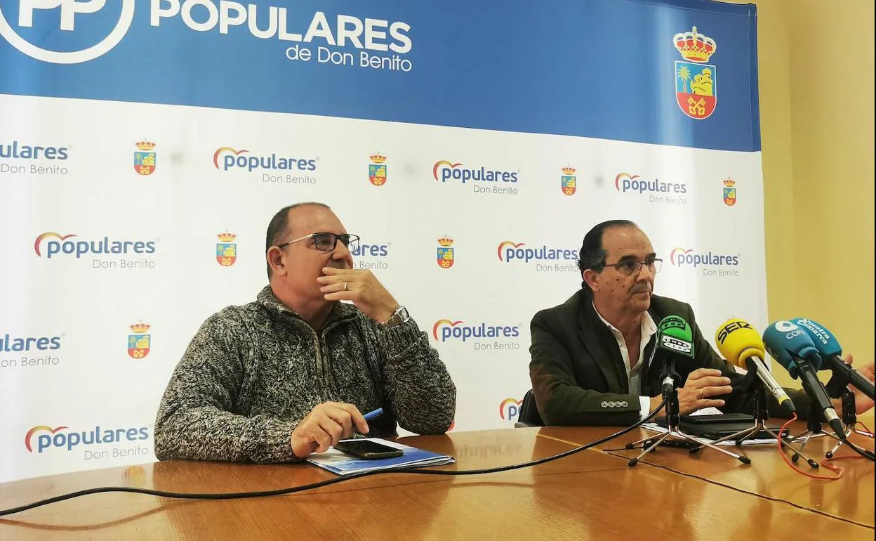 Ángel Luis Valadés y Pedro Noblejas en su comparecencia de este jueves. 