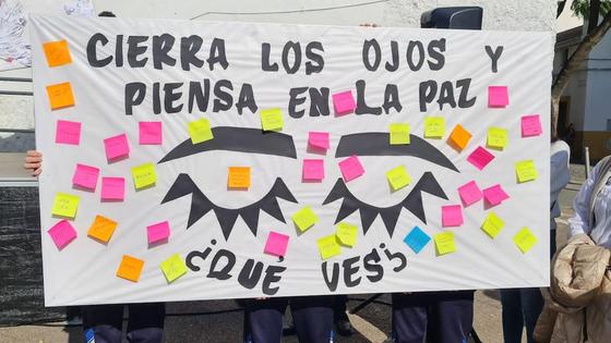 El colegio Sagrado Corazón sale a la calle por la paz
