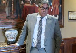 Juan Manuel de Prada recibirá el Premio Santiago Castelo