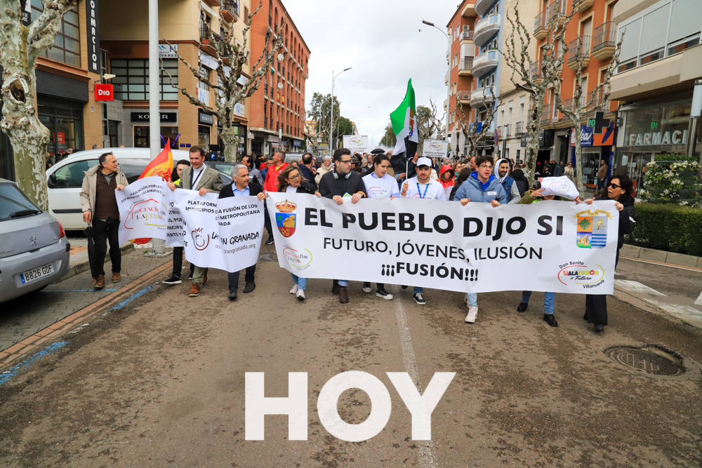 La manifestación a favor de la unión Don Benito-Villanueva, en imágenes