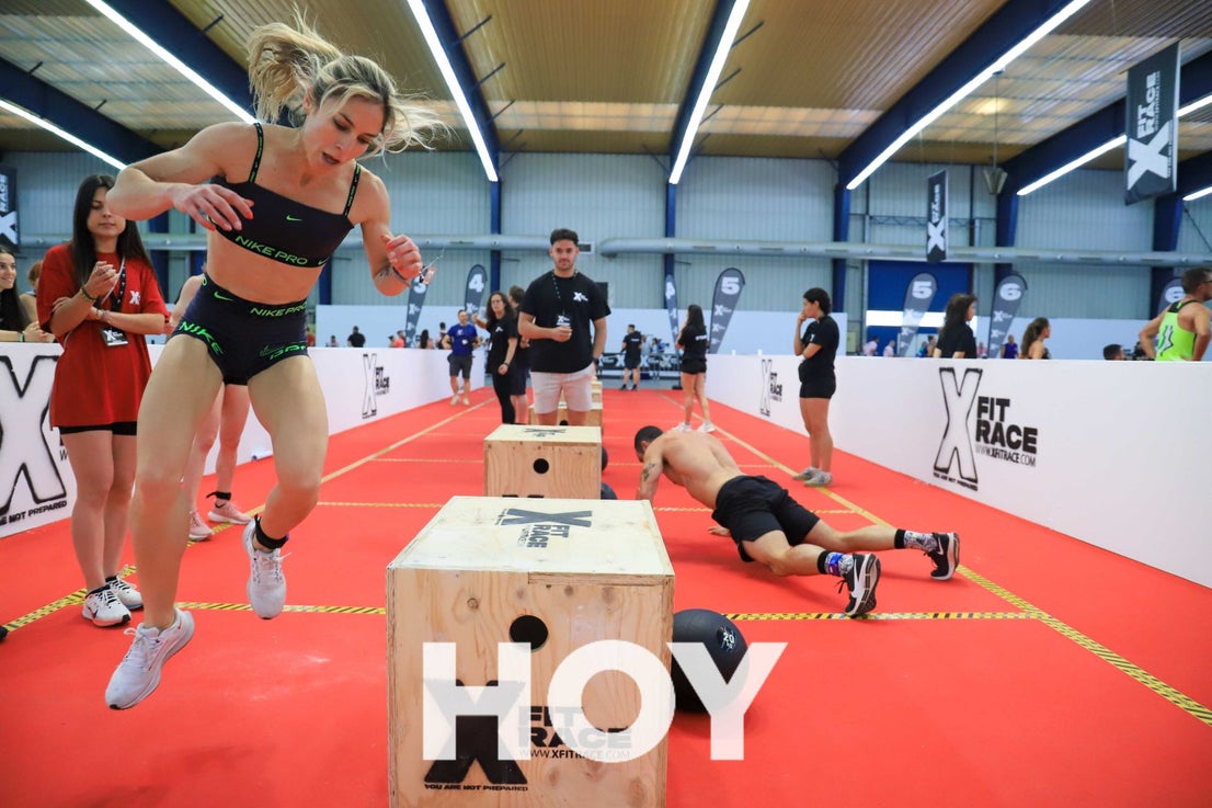 Decenas de deportistas sacan músculo en el XFit Race 2024
