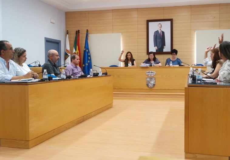 Los representantes de PSOE, PP y Siempre Don Benito no llegaron a acuerdo alguno.