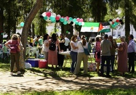 El parque Tierno Galván reúne a las familias que acogen a niños saharauis