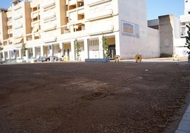 Se adecúan dos solares para facilitar el aparcamiento