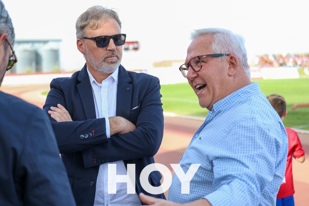 El derbi de las Vegas Altas quedó sin dueño