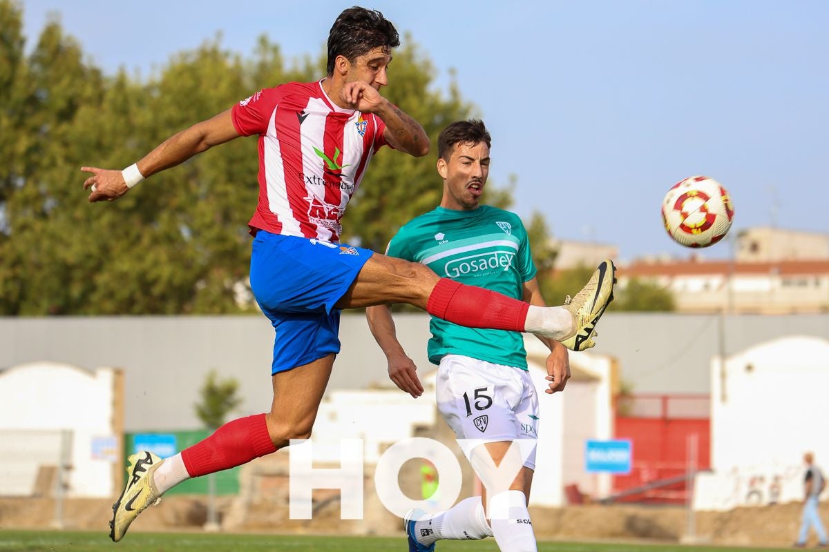 El derbi de las Vegas Altas quedó sin dueño