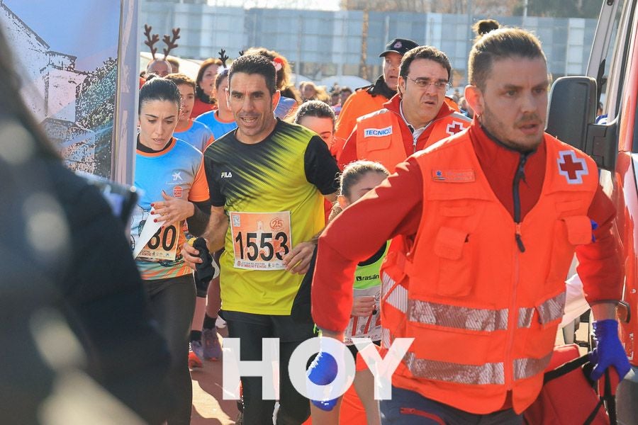 Imágenes de la despedida del año en Don Benito con la San Silvestre