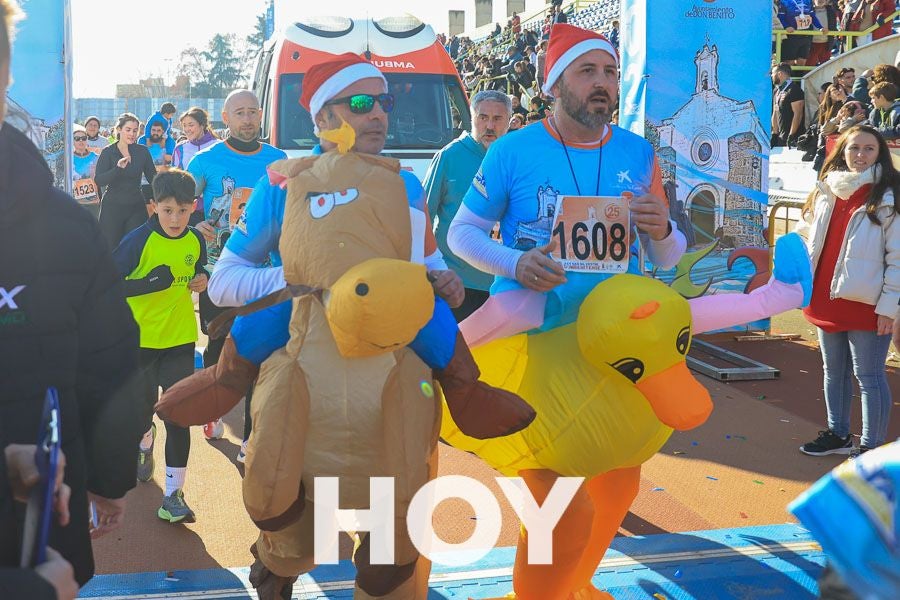 Imágenes de la despedida del año en Don Benito con la San Silvestre