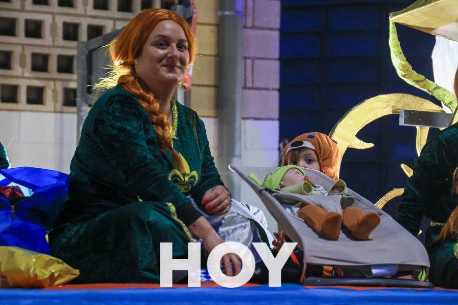 Imágenes de la animada cabalgata de Reyes en Don Benito