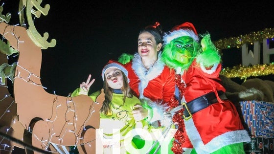 Imágenes de la animada cabalgata de Reyes en Don Benito