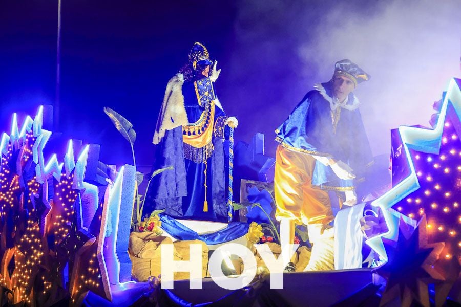 Imágenes de la animada cabalgata de Reyes en Don Benito