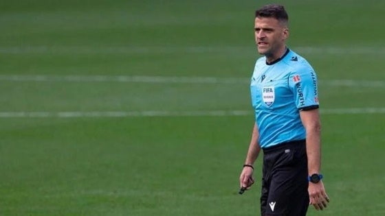 Gil Manzano dirige esta noche el PSV-Arsenal de Liga de Campeones