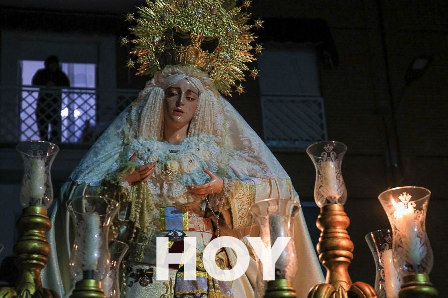 Imágenes de las procesiones del Lunes Santo en Don Benito