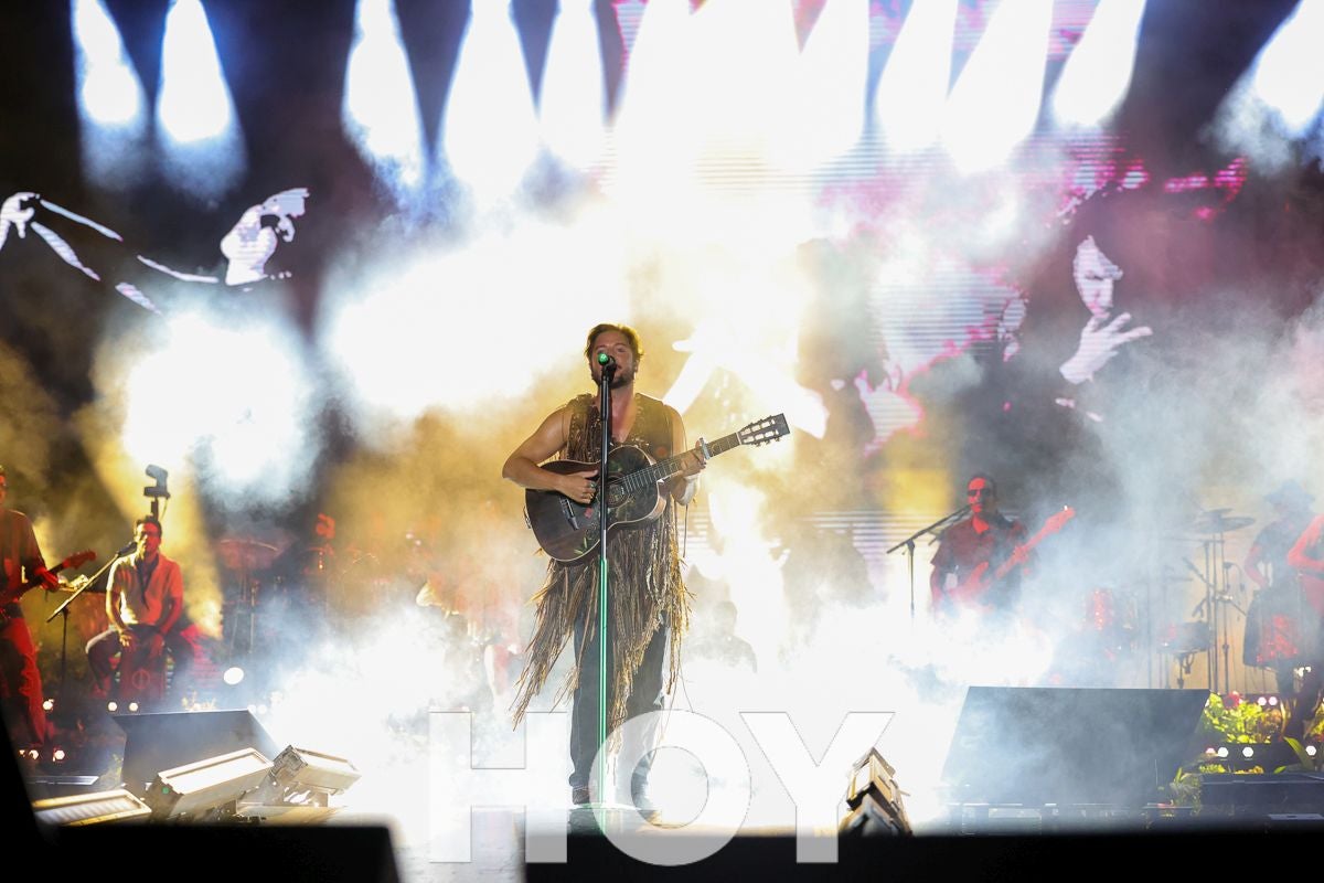 Manuel Carrasco vuelve 'salvaje' a Don Benito