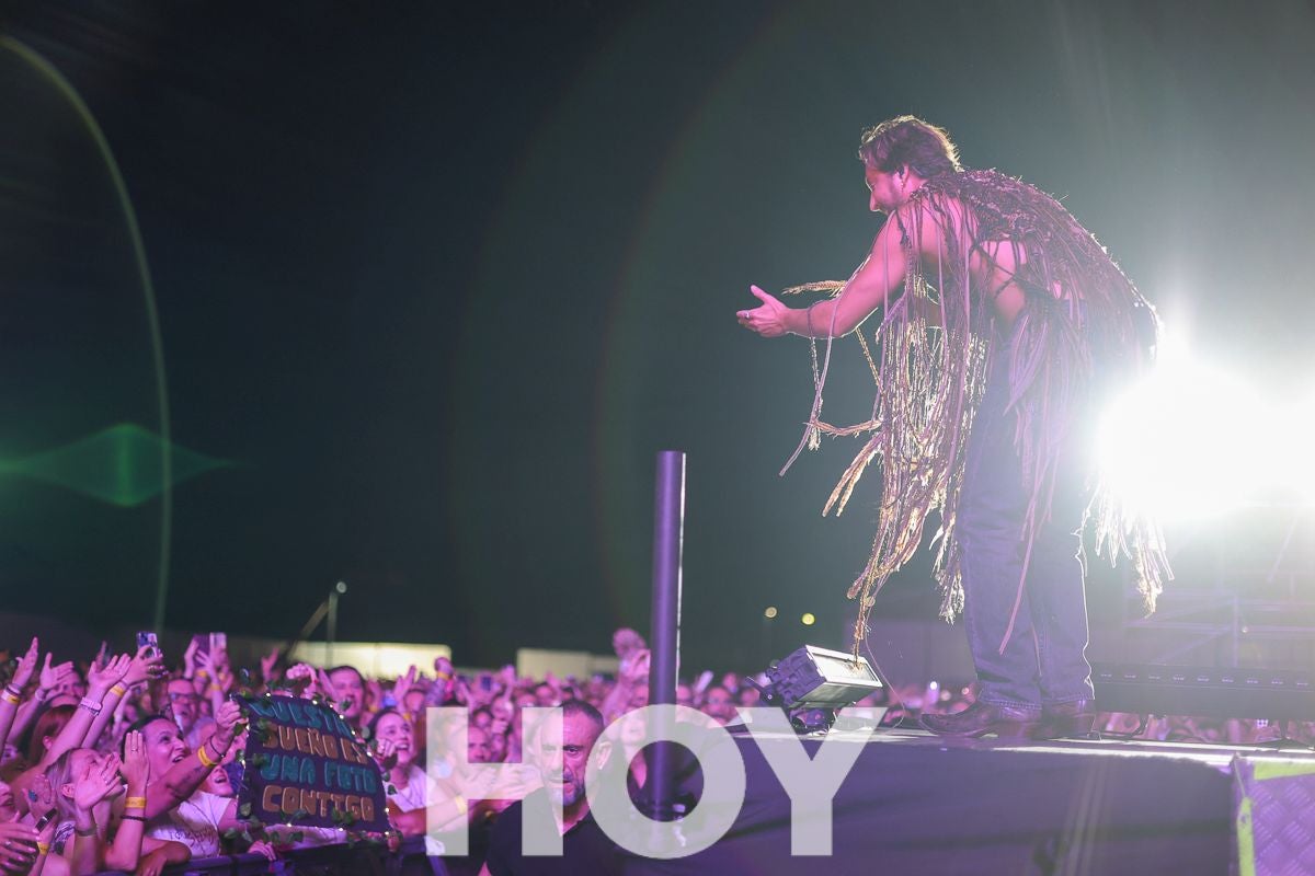 Manuel Carrasco vuelve 'salvaje' a Don Benito