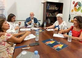 Proines elaborará con el Consistorio un plan de prevención del suicidio