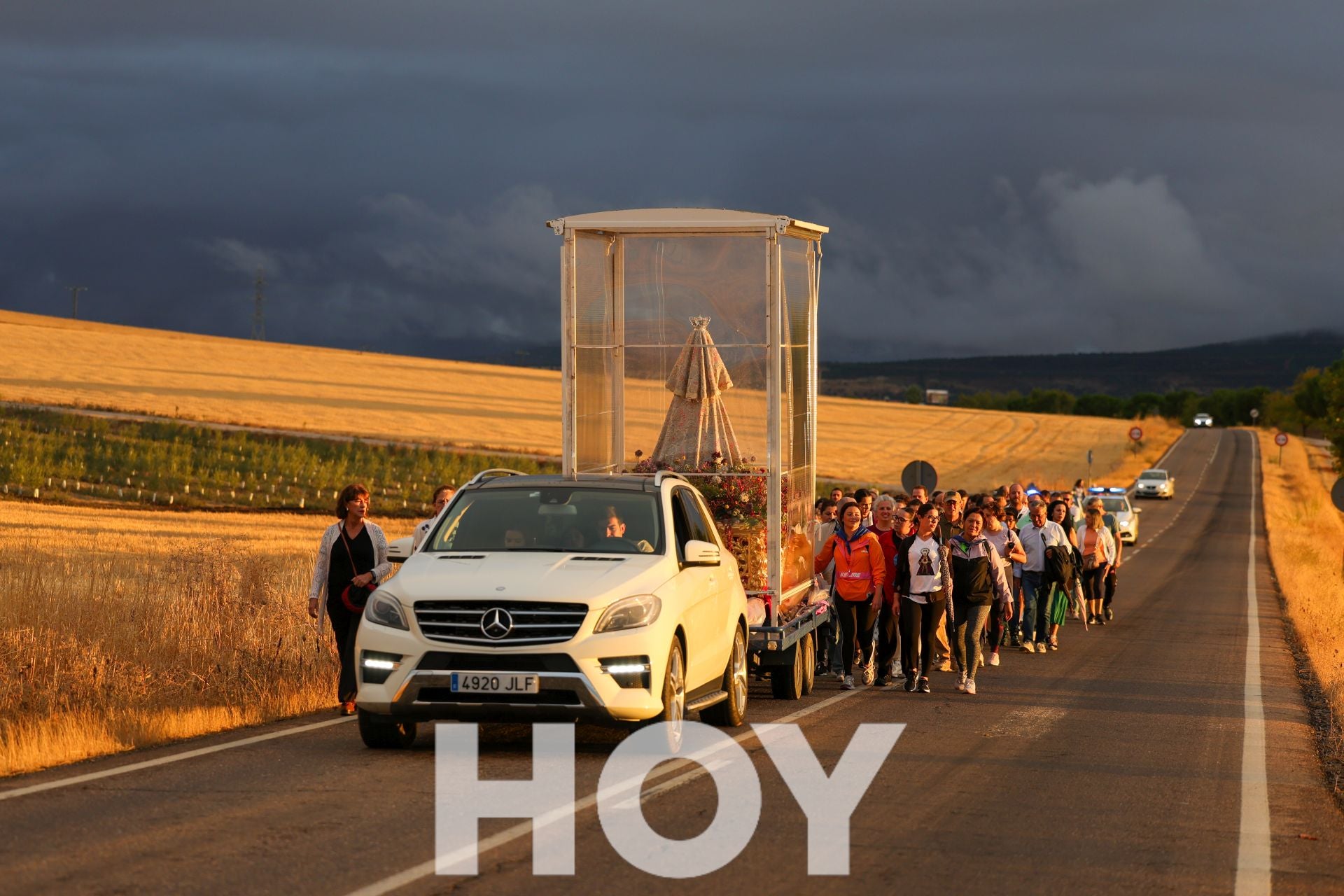 La llegada de la Virgen de las Cruces da inicio a 'La Velá'