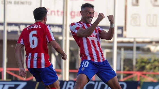FOTOGRAFÍAS: El Don Benito se lleva el derbi contra el Villanovense