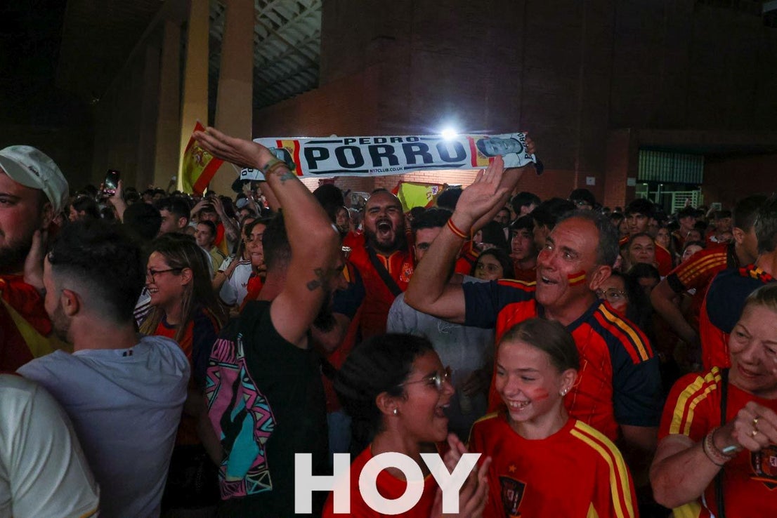 Don Benito disfruta del triunfo de su vecino Pedro Porro