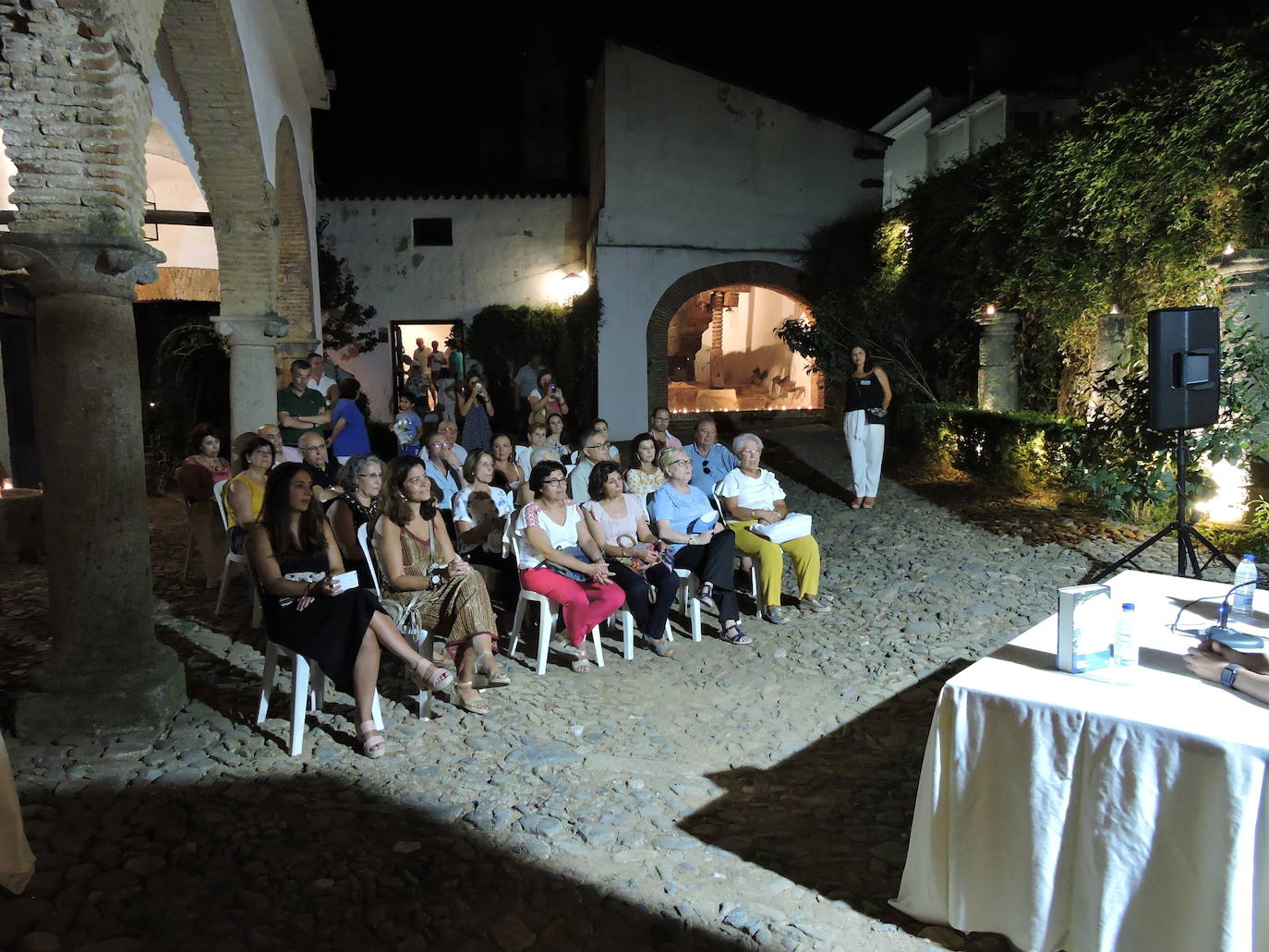 100 fotos sobre todas las actividades de la noche en blanco frexnense.