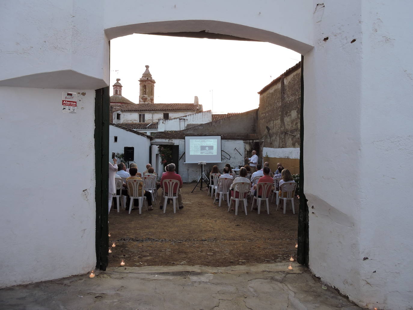 100 fotos sobre todas las actividades de la noche en blanco frexnense.