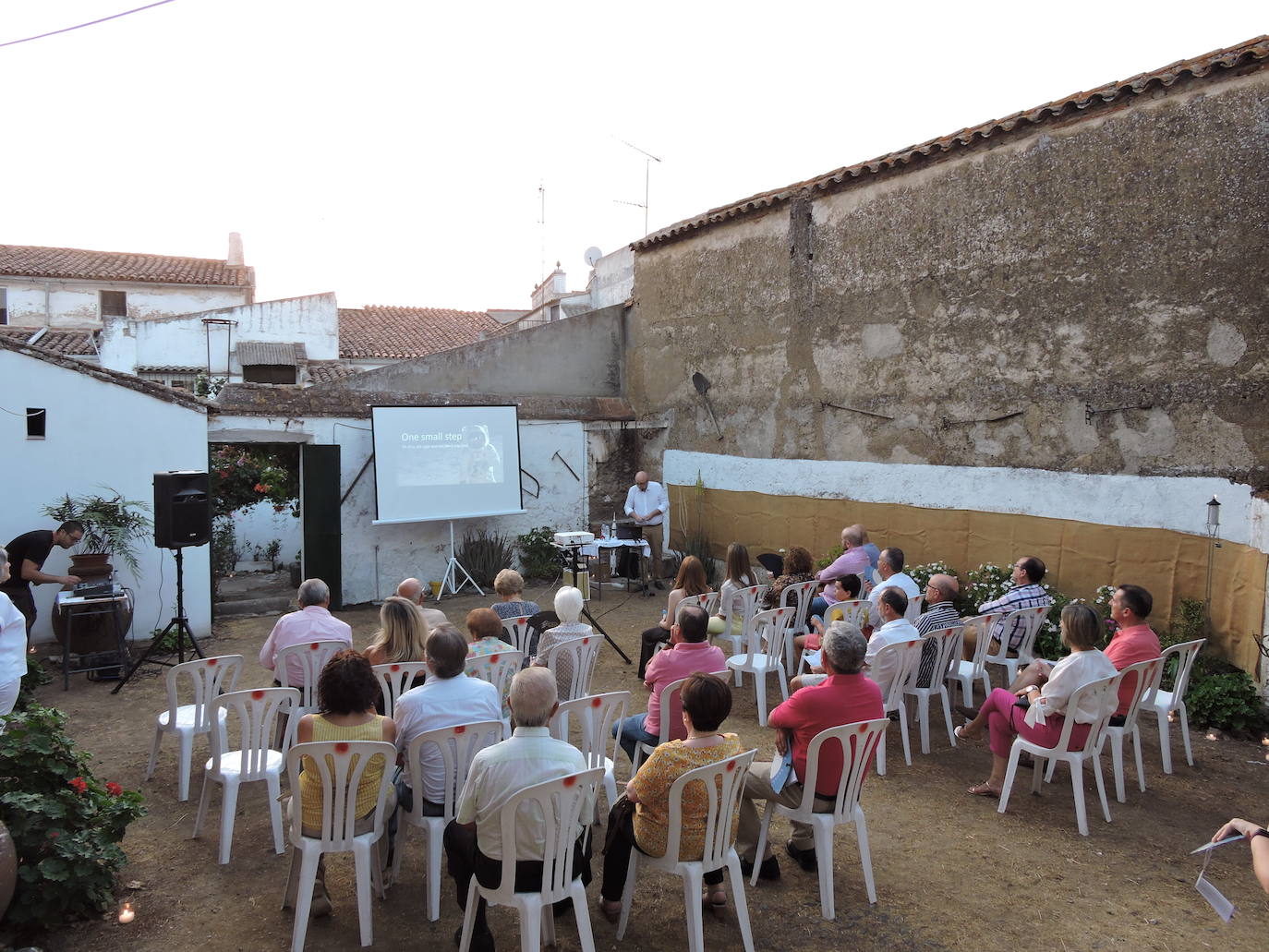 100 fotos sobre todas las actividades de la noche en blanco frexnense.
