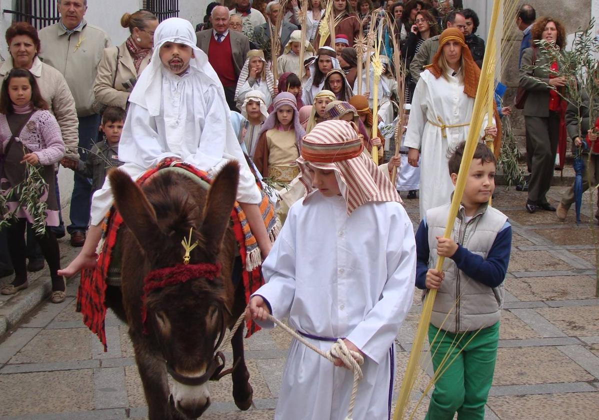 La procesión del Domingo de Ramos inició la Semana Santa de Fregenal