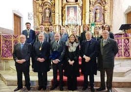 Fotografía de familia tras la toma de posesión.