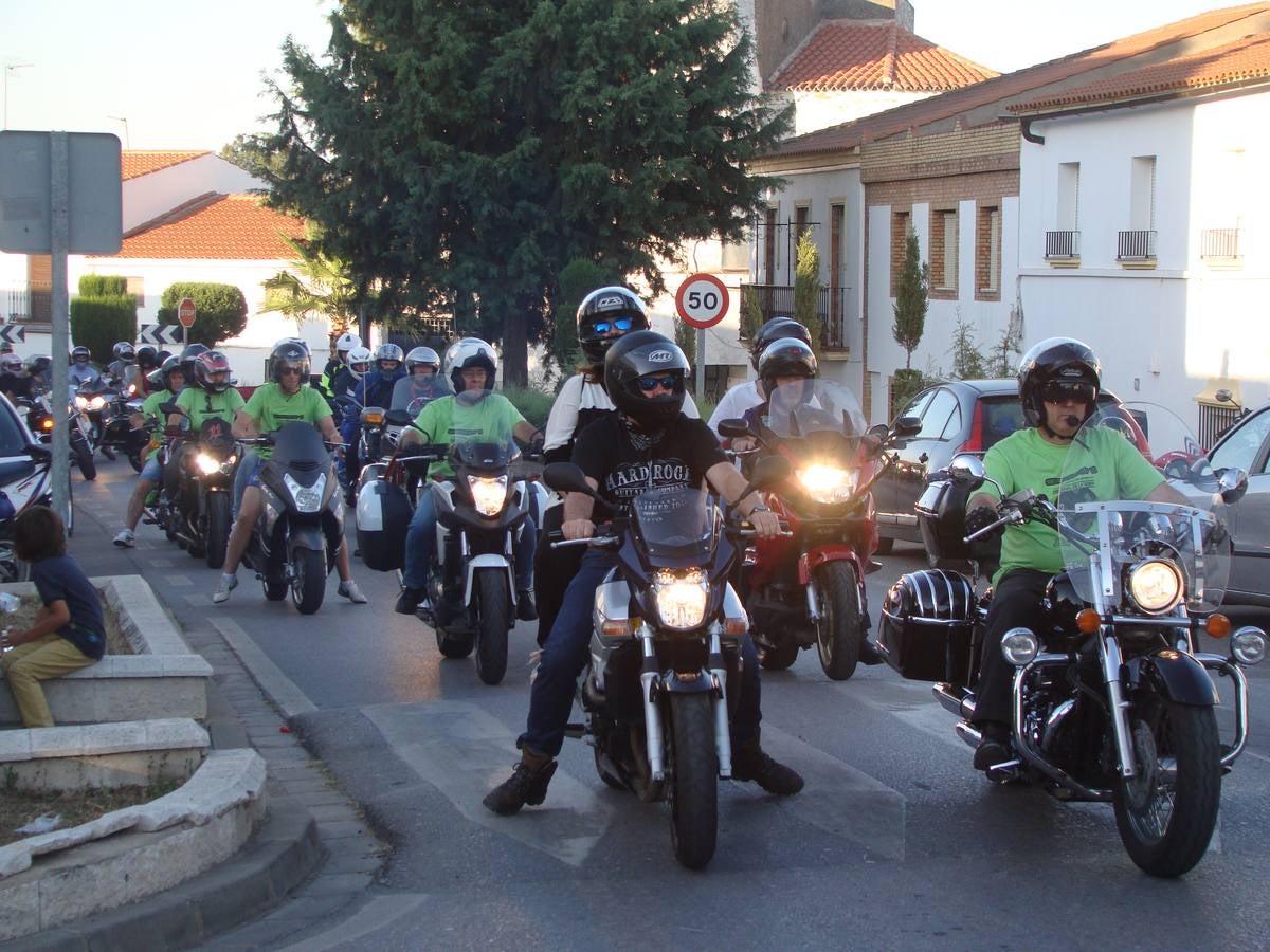 Mucho ambiente en la XVIII Concentración motera Serranitos 2015