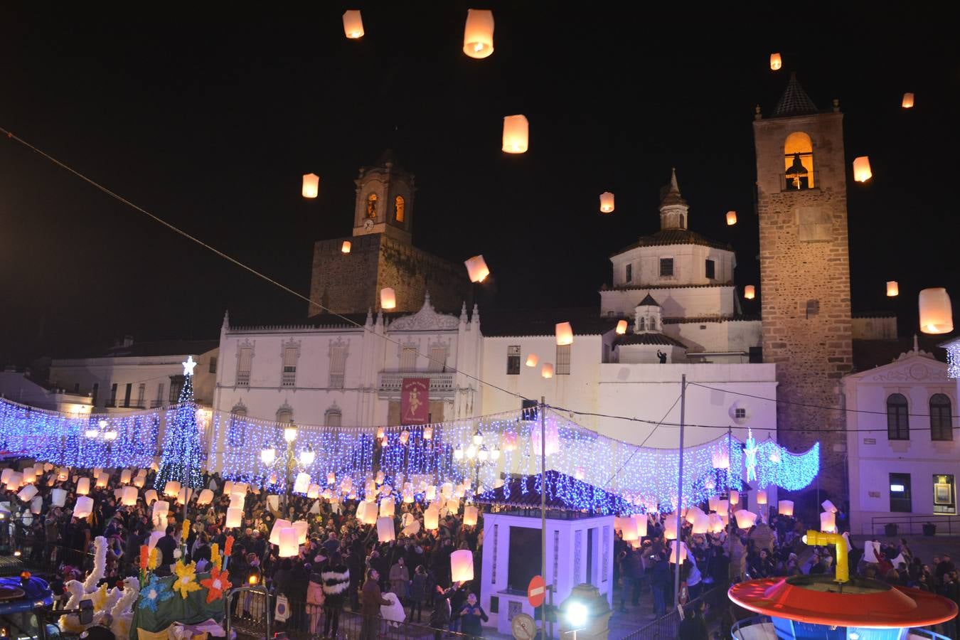 Los Reyes Magos volvieron a sembrar su noche de ‘sueños y deseos’ en Fregenal