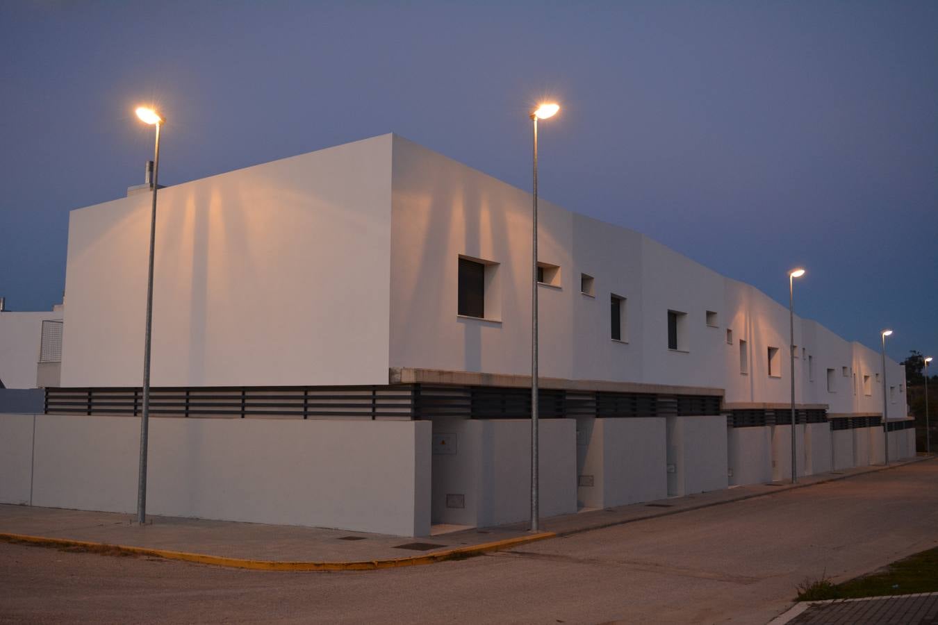 Los adjudicatarios de Faustino Cordón Bonet pudieron disfrutar de su primera noche como usuarios de las nuevas viviendas