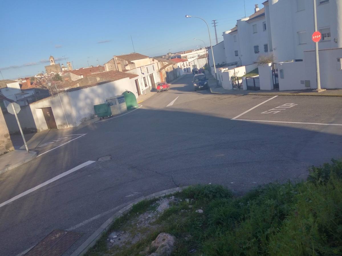 Nuevas señalizaciones en la calle Berrocal y la avenida de España