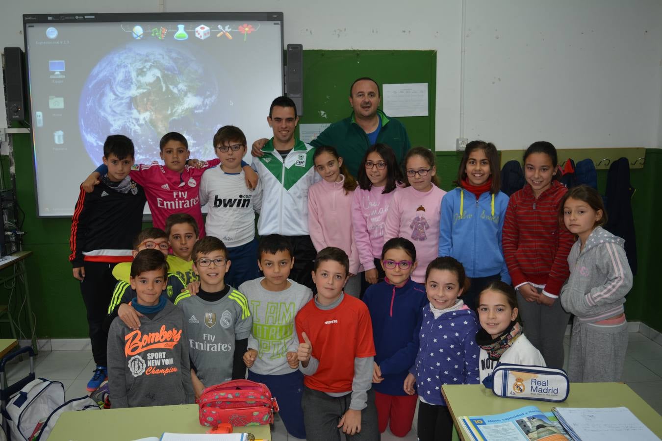 Antonio Jesús Domínguez ofrece diversas charlas sobre fútbol inclusivo en el CEIP Arias Montano