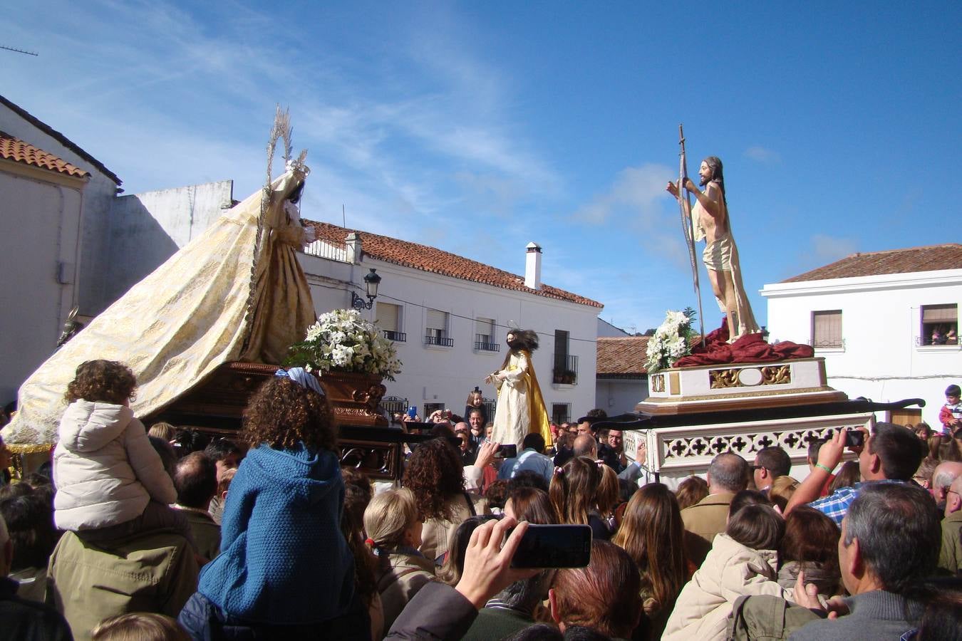 Entre ‘La Borriquita’ de carne y hueso y los cabellos al viento de María Magdalena