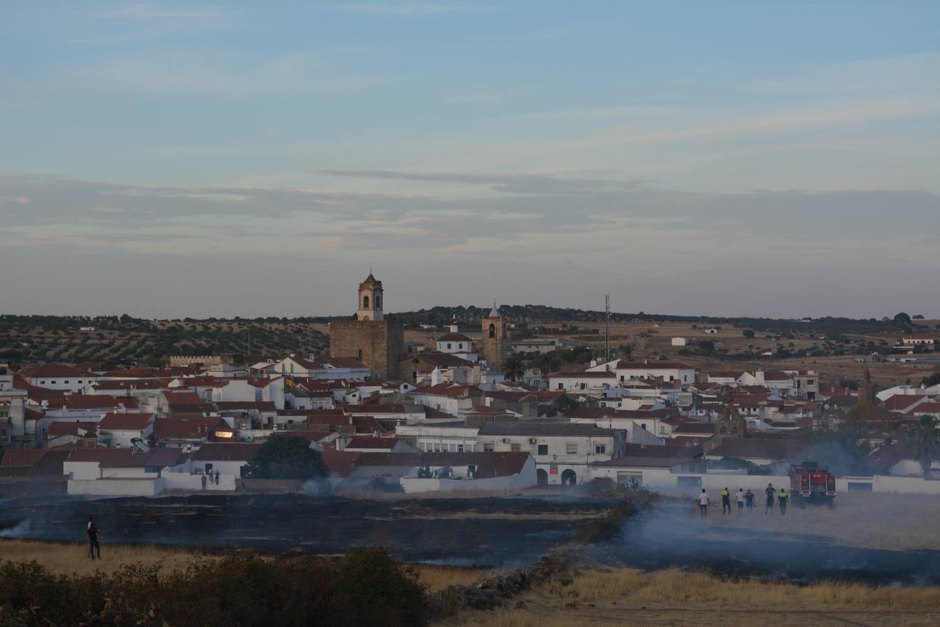Imagen de la zona quemada vista desde Los Miradores. JUAN IGNACIO MÁRQUEZ