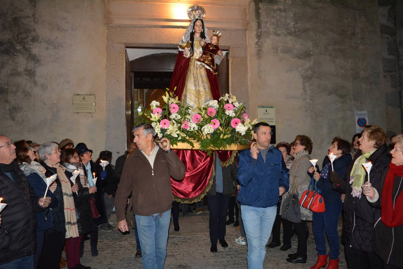 Salida procesional de la Virgen de la Salud. 