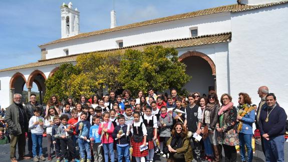 Fregenal cierra sus fiestas con la segunda romería y los concursos escolares Virgen de los Remedios