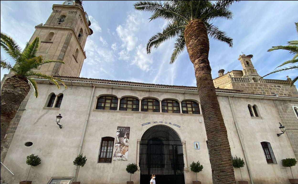 Plaza Constitución Fuente de Cantos 