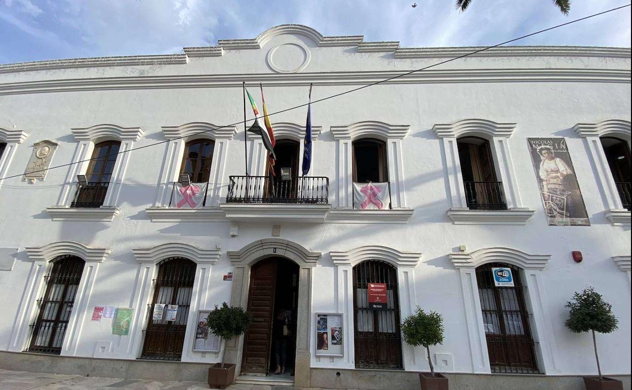 Secretaría de la Mancomunidad, sita en el Ayuntamiento de Fuente de Cantos 