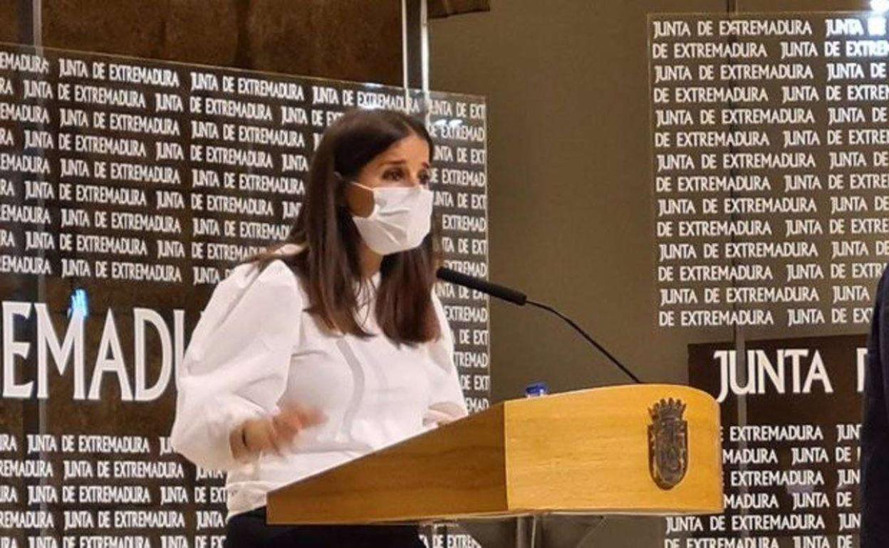 La consejera de Igualdad y Cooperación para el Desarrollo, Isabel Gil Rosiña 