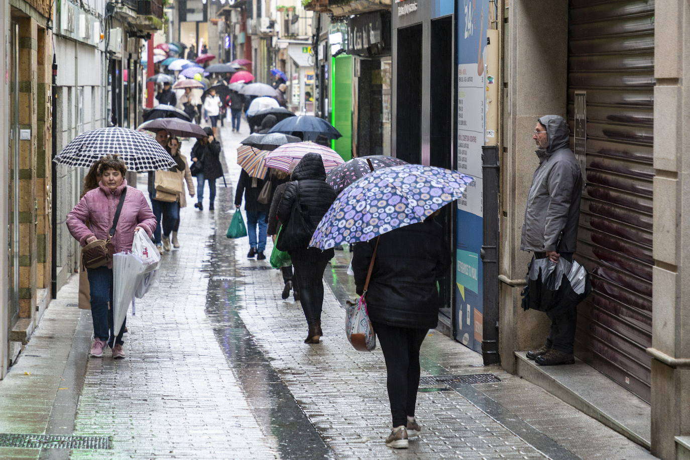 La alerta amarilla por lluvias en el sur de la provincia de Badajoz se adelanta a las 18 horas de esta tarde