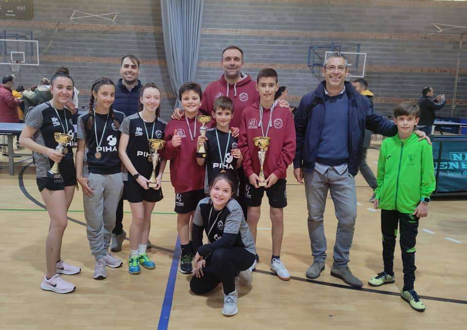 Seis medallas y dos cuartofinalistas en los Judex de Tenis de Mesa del equipo de Fuente de Cantos