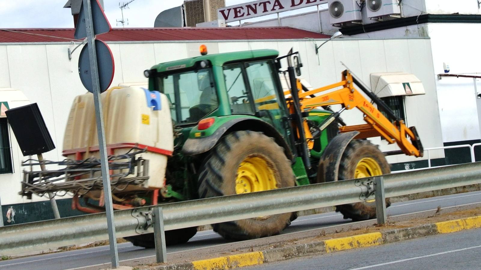La ITV móvil para maquinaria agrícola y ciclomotores estará en la localidad en febrero