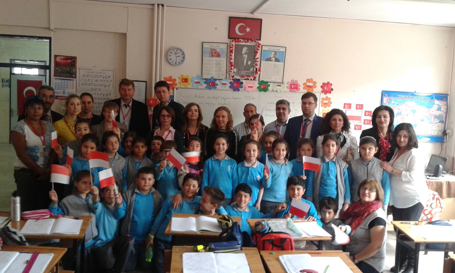 El CEIP Los Milagros, de Bienvenida, acoge el encuentro Erasmus+